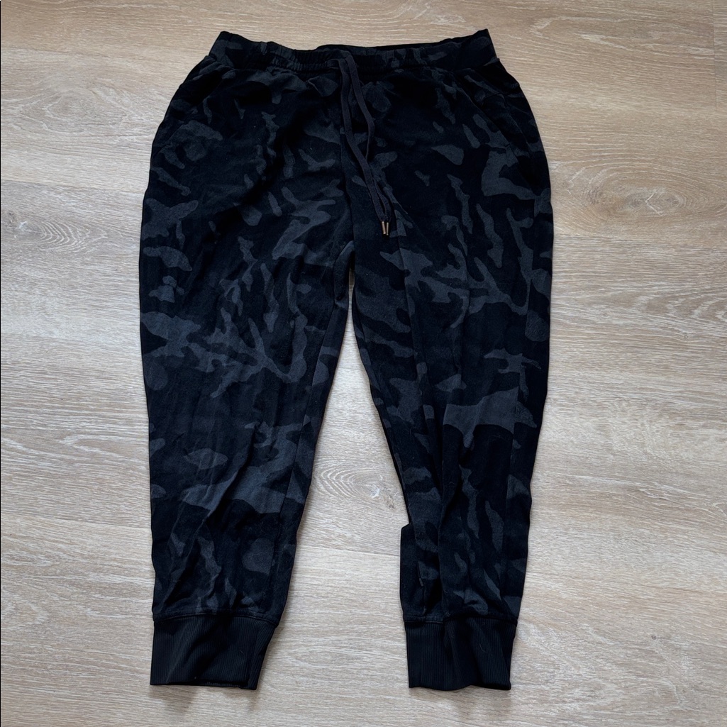 Calia By Carrie Underwood Journey Knit Camo Joggers